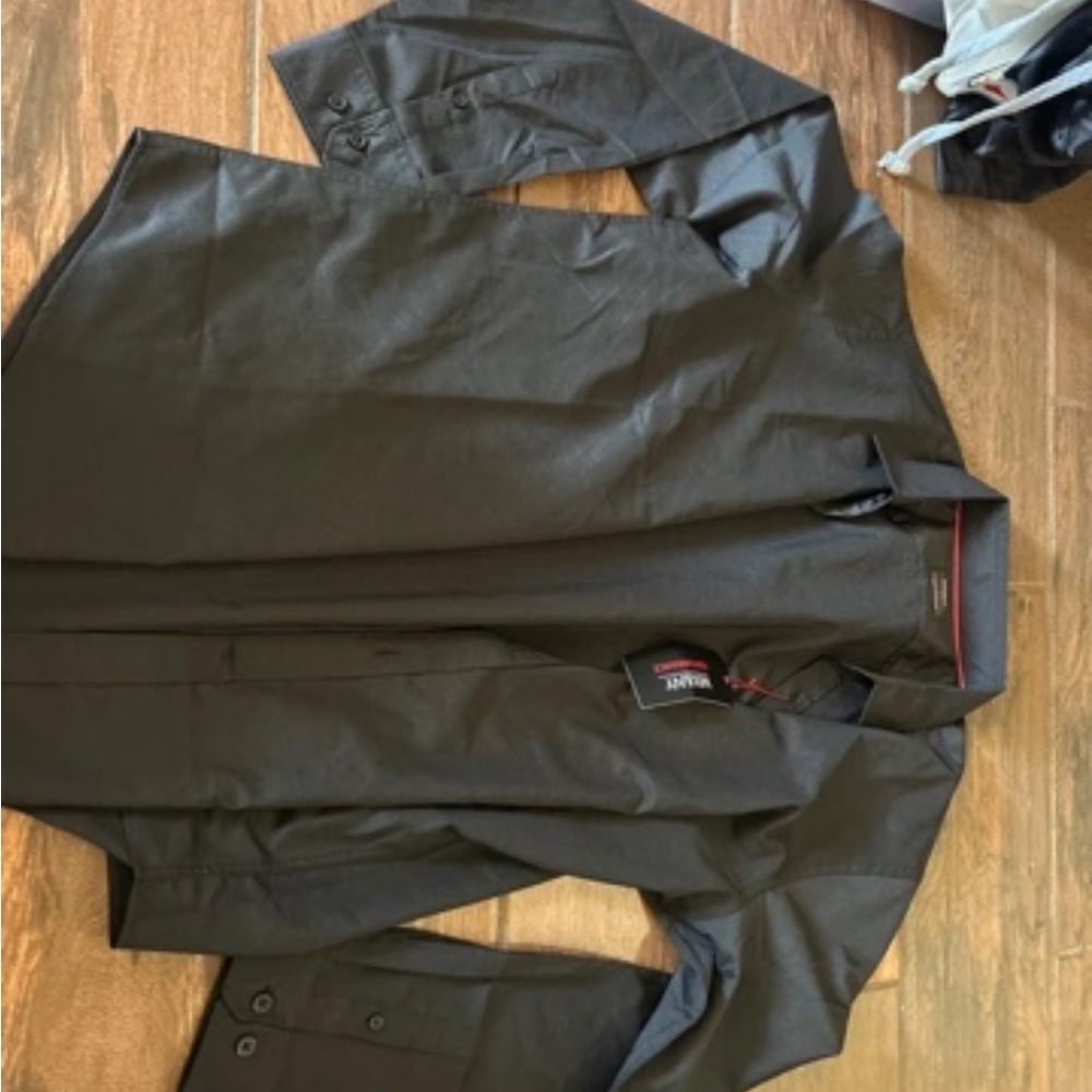 Men's Black Button-Up Dress Shirt